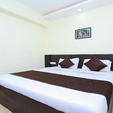 OYO 2155 Hotel Wardhman Jabalpur Buitenkant foto