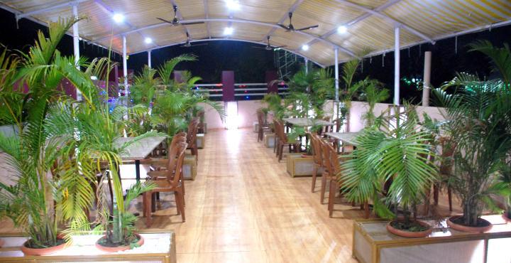 OYO 2155 Hotel Wardhman Jabalpur Buitenkant foto