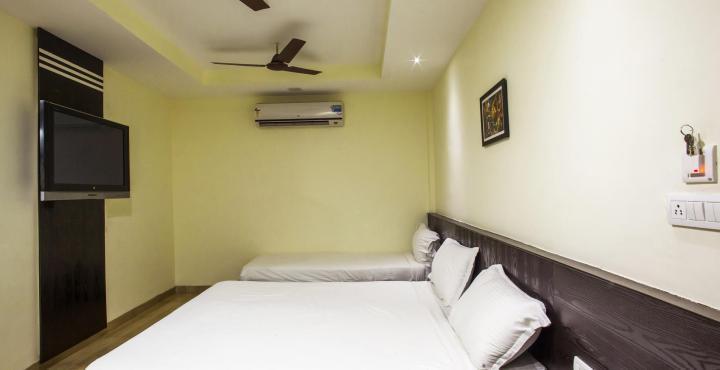OYO 2155 Hotel Wardhman Jabalpur Buitenkant foto