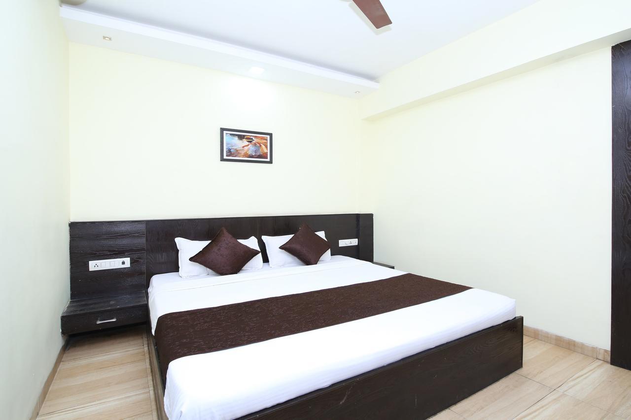 OYO 2155 Hotel Wardhman Jabalpur Buitenkant foto